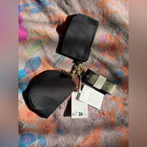 Lululemon metallic watermark duel pouch wristlet black